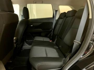 MITSUBISHI - Outlander 2.2 DI-D 4WD Intense (3 di 4)