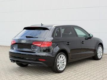 AUDI - A3 SPB 30 TFSI S tronic Design (4 di 4)