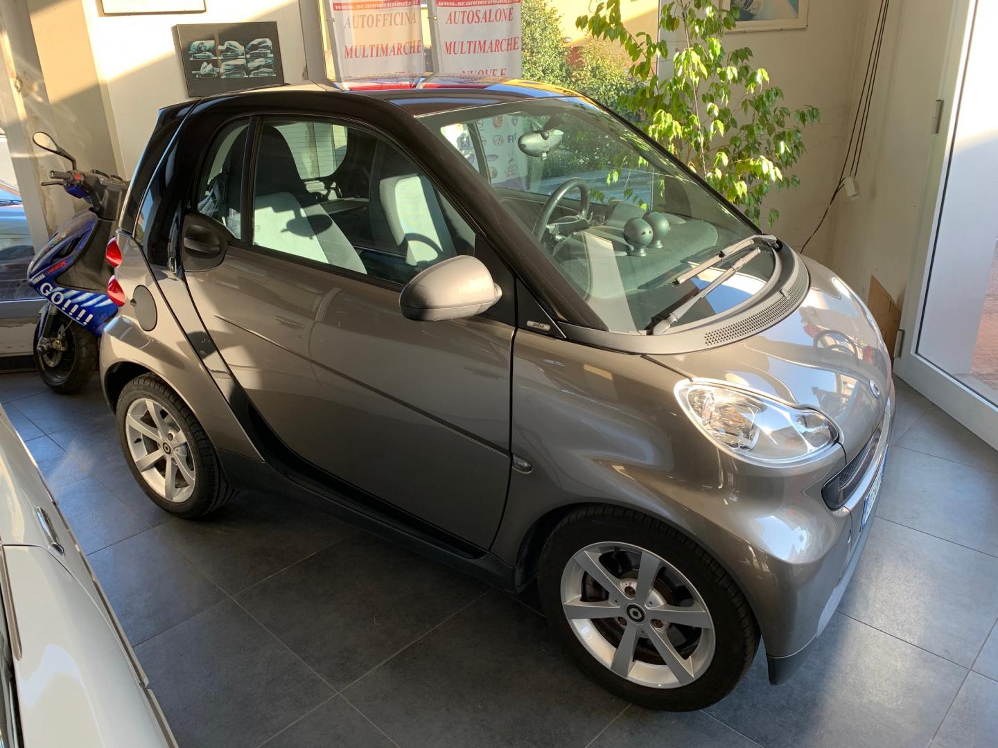 SMART - fortwo 1000 52 kW MHD coupé pulse