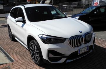 BMW - X1 sDrive18d xLine (1 di 14)