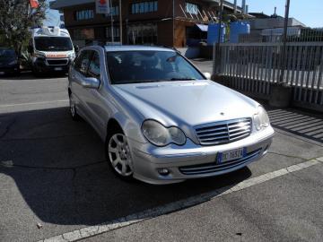 MERCEDES - C 220 CDI S.W. Classic (2 di 13)