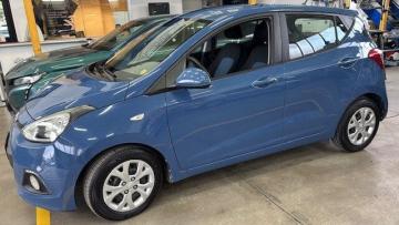 HYUNDAI - i10 1.0 MPI Login (2 di 6)