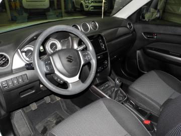 SUZUKI - Vitara 1.0 Boosterjet Cool (8 di 11)