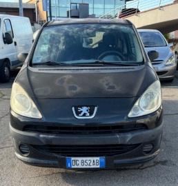 PEUGEOT - 1007 1.4 HDi Happy (5 di 5)