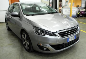 PEUGEOT - 308 1.6 e-HDi 115 CV S&S Allure (2 di 20)