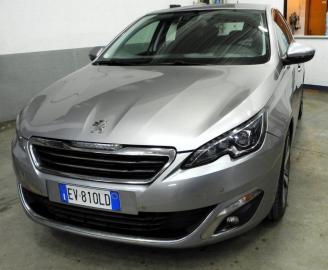 PEUGEOT - 308 1.6 e-HDi 115 CV S&S Allure (11 di 20)