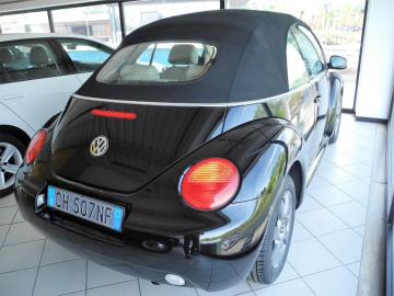 VOLKSWAGEN - New Beetle 1.9 TDI 101CV Cabrio (4 di 15)