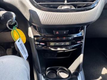 PEUGEOT - 208 PureTech 82 5p. Allure (9 di 12)