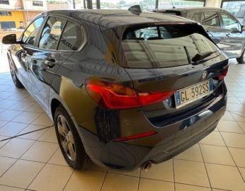 BMW - 116d 5p. Business Advantage (4 di 11)