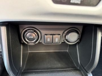 SUZUKI - Swift 1.2 Hybrid Top (9 di 13)