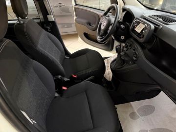 FIAT - Panda 1.0 FireFly S&S Hybrid (7 di 12) FIAT - Panda 1.0 FireFly S&S Hybrid (7 di 12)
