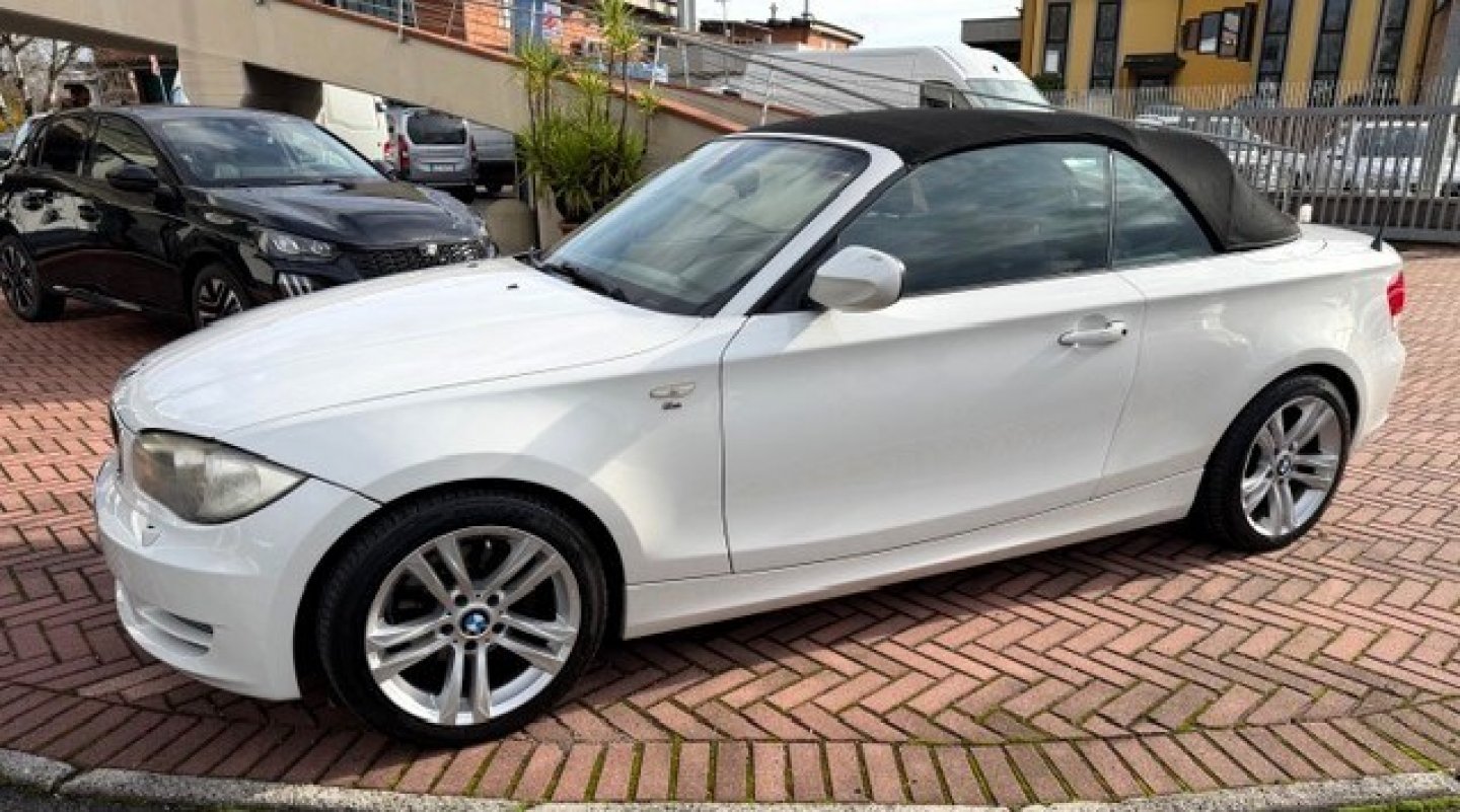BMW - 118d Cabrio Eletta