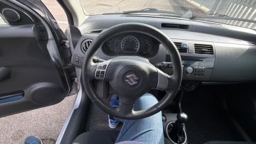 SUZUKI - Swift 1.3 DDiS 75CV 5p. GL (5 di 7)