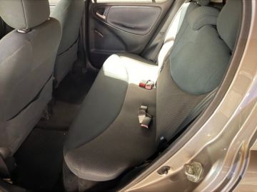 TOYOTA - Yaris 1.4 tdi D-4D 5p. Sol (6 di 6)