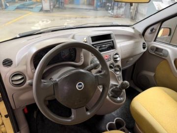 FIAT - Panda 1.2 Dynamic (9 di 12)