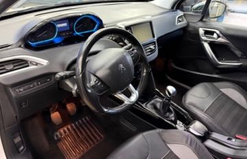 PEUGEOT - 2008 BlueHDi 120 S&S Allure (13 di 22)