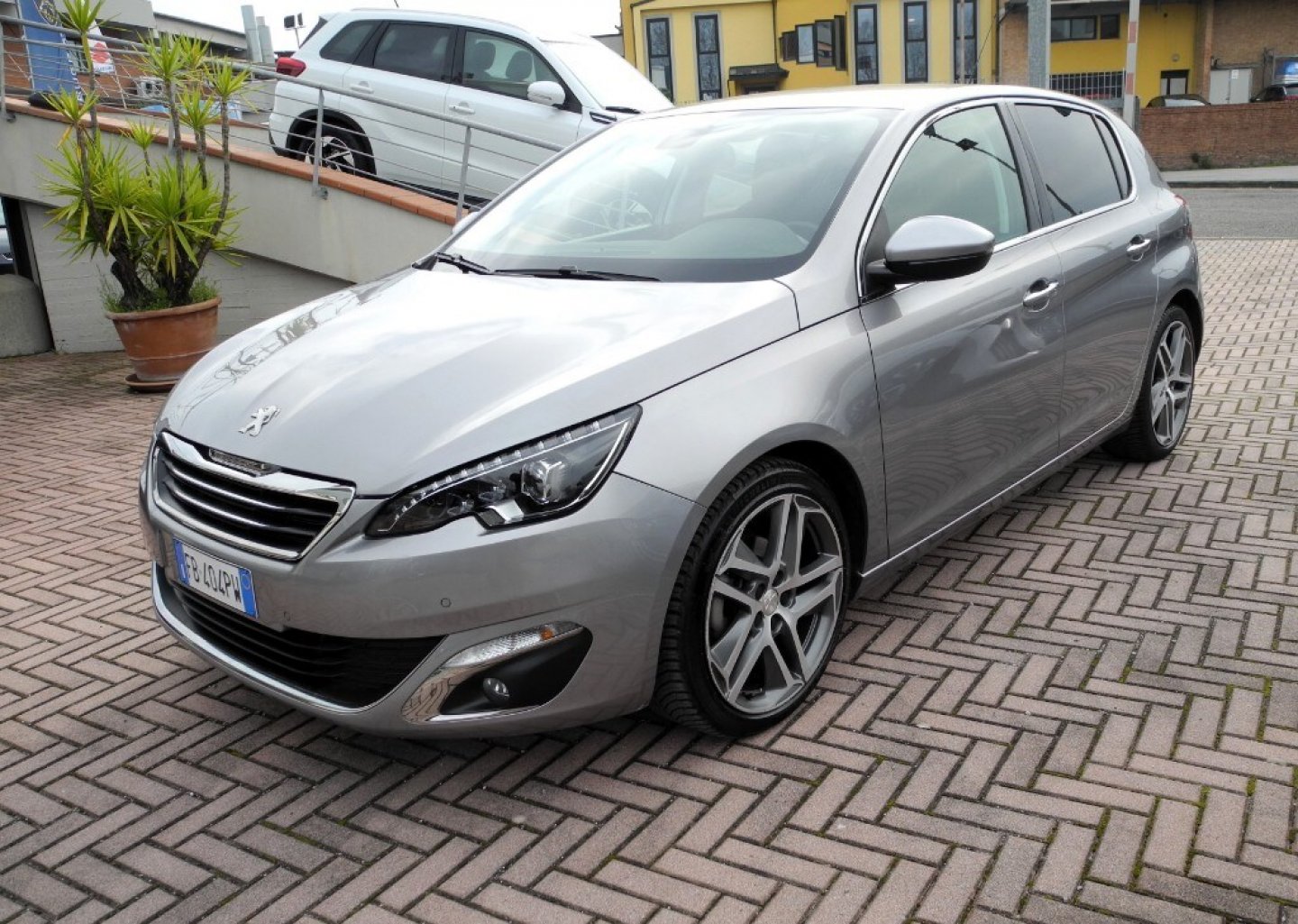 PEUGEOT 308 BlueHDi 120 S&S Allure