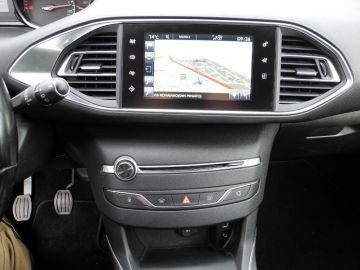 PEUGEOT - 308 BlueHDi 120 S&S Allure (12 di 17)