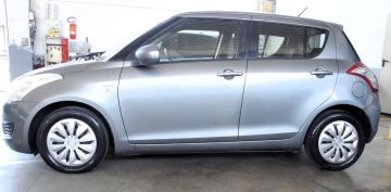 SUZUKI - Swift 1.3 DDiS 5p. GL (3 di 6)