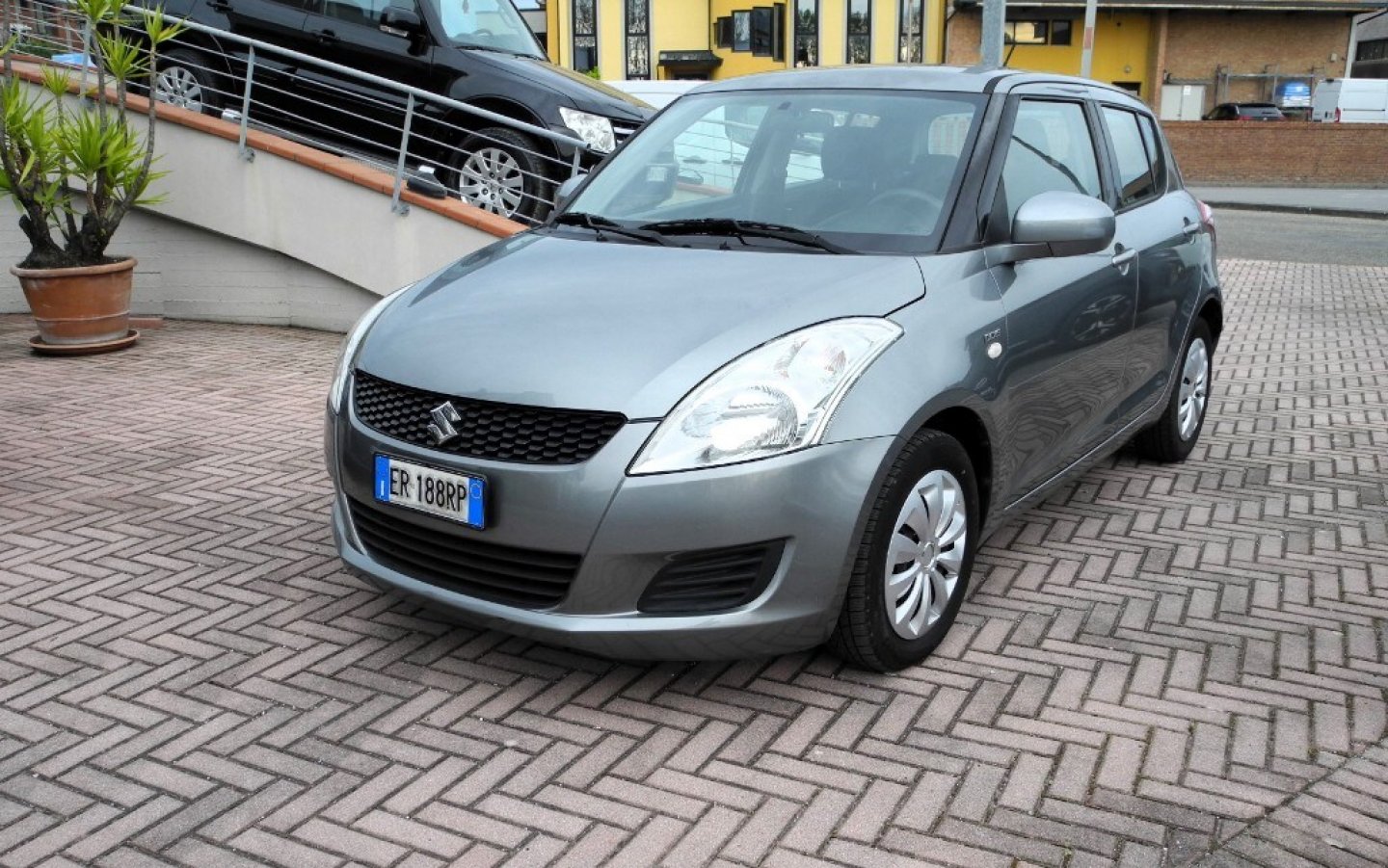 SUZUKI Swift (2010-2017)