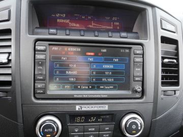 MITSUBISHI - Pajero 3.2 DI-D 16V A/T 5p. Instyle (13 di 21)