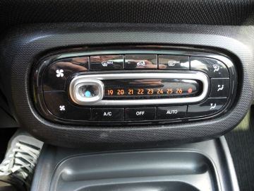 SMART - forfour 70 1.0 Passion (14 di 17)