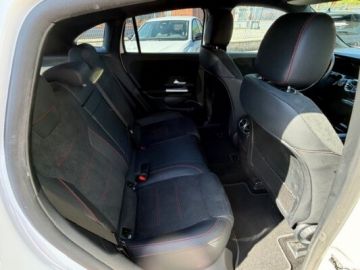 MERCEDES - EQA 250+ Sport (7 di 30)