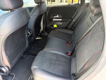 MERCEDES - EQA 250+ Sport (9 di 30)