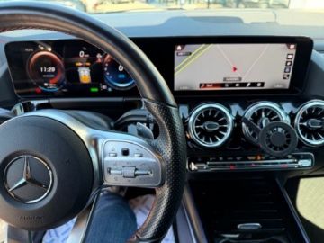 MERCEDES - EQA 250+ Sport (12 di 30)