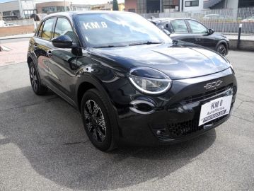 FIAT - 600 Hybrid 110 CV DCT MHEV Serie Speciale Icon (3 di 18)