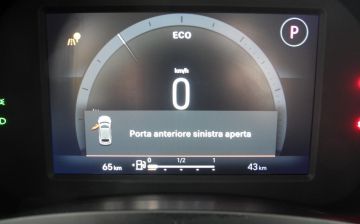 FIAT - 600 Hybrid 110 CV DCT MHEV Serie Speciale Icon (11 di 18)