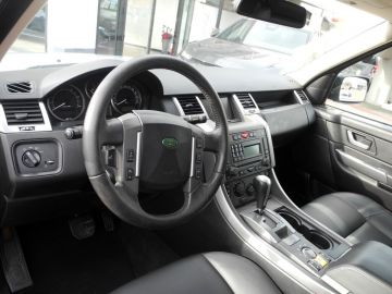 LAND ROVER - Range Rover Sport 2.7 TDV6 HSE (9 di 24)