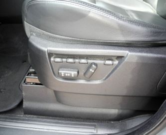 LAND ROVER - Range Rover Sport 2.7 TDV6 HSE (14 di 24)