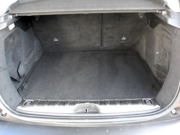 PEUGEOT - 2008 BlueHDi 120 S&S GT Line (22 di 23)