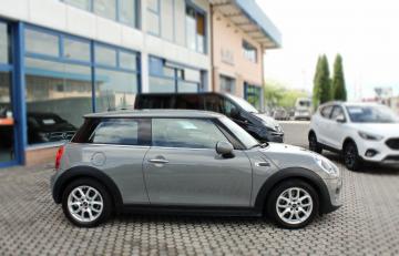 MINI - Mini 1.5 Cooper D (3 di 23)