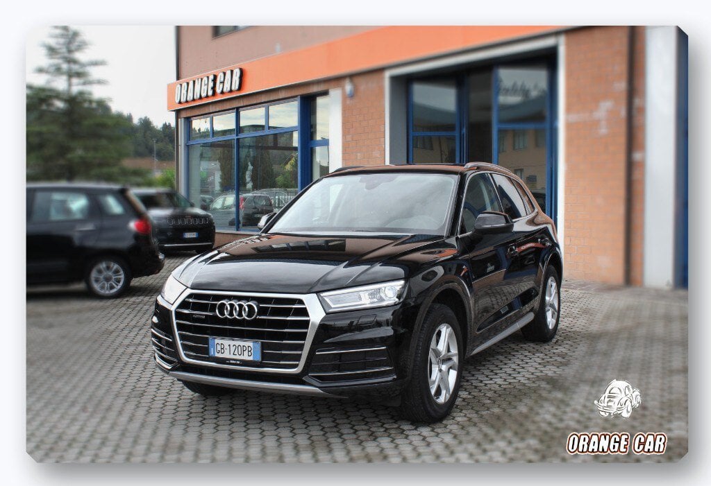 AUDI - Q5 35 TDI quattro S tronic Design