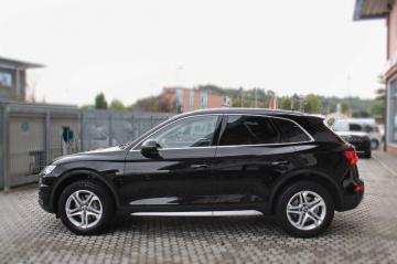 AUDI - Q5 35 TDI quattro S tronic Design (4 di 29)