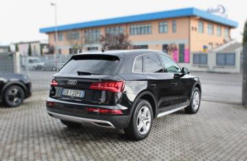 AUDI - Q5 35 TDI quattro S tronic Design (5 di 29)