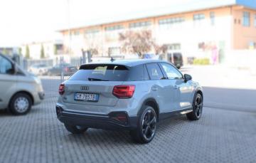 AUDI - Q2 30 TDI S tronic Identity Black (6 di 24)