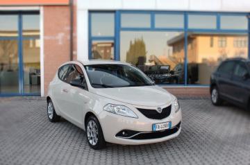 LANCIA - Ypsilon 1.3 MJT 95 CV 5p. S&S Gold (2 di 23)