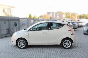 LANCIA - Ypsilon 1.3 MJT 95 CV 5p. S&S Gold (4 di 23)