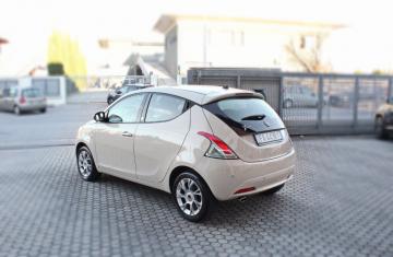 LANCIA - Ypsilon 1.3 MJT 95 CV 5p. S&S Gold (6 di 23)