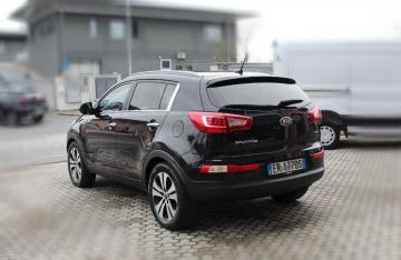 KIA - Sportage 2.0 CRDI AWD Class (6 di 23)