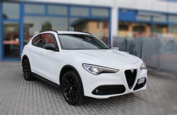 ALFA ROMEO - Stelvio 2.2 Turbodiesel 190 CV AT8 Q4 B-Tech (2 di 22)