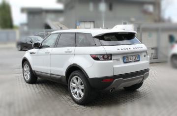 LAND ROVER - Range Rover Evoque 2.2 TD4 5p. Pure Tech Pack (6 di 18)
