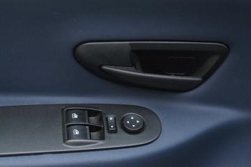 LANCIA - Ypsilon 1.0 FireFly 5 porte S&S Hybrid Platino (17 di 17)