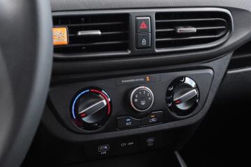 HYUNDAI - i10 1.0 MPI Connectline (16 di 18)