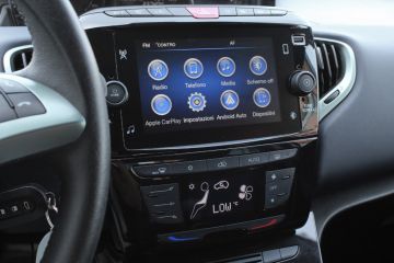 LANCIA - Ypsilon 1.0 FireFly 5 porte S&S Hybrid Platino (14 di 17)