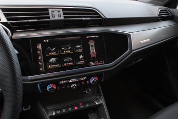 AUDI - Q3 SPB 35 TDI S tronic S line edition (18 di 19)