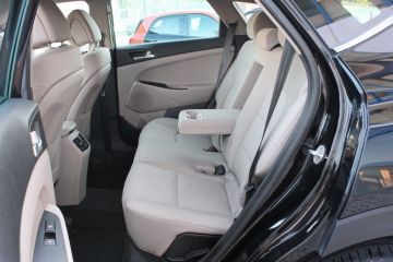 HYUNDAI - Tucson 1.7 CRDi XPossible (9 di 20)